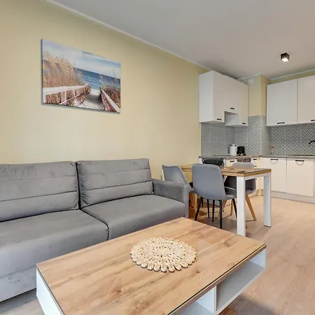 Zajezdnia Wrzeszcz Seaside & Parking By Downtown Гданьск