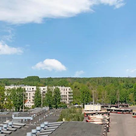 Apartment Zajezdnia Wrzeszcz Seaside & Parking By Downtown